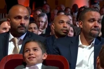 King of Highbury! French football superstar Henry came to the scene to witness Parker’s inclusion in the Hall of Fame.
